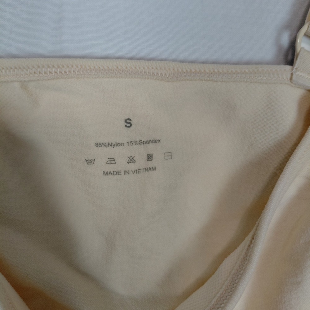 NWT Feelingirl Bra Size‎ S Wireless Sculpted Comfort Full Coverage Soft Barlette - Picture 4 of 8